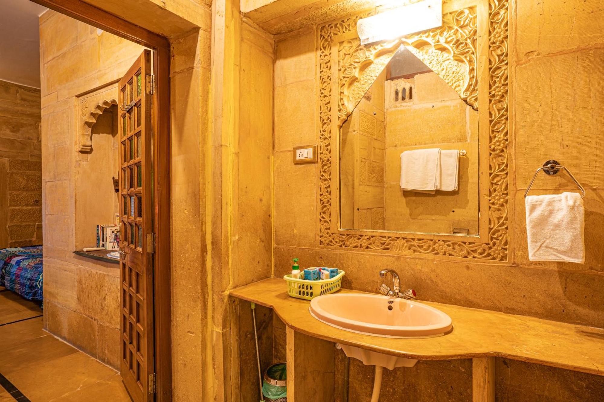 Hotel Garh Jaisal Haveli Dzsaiszalmer Kültér fotó