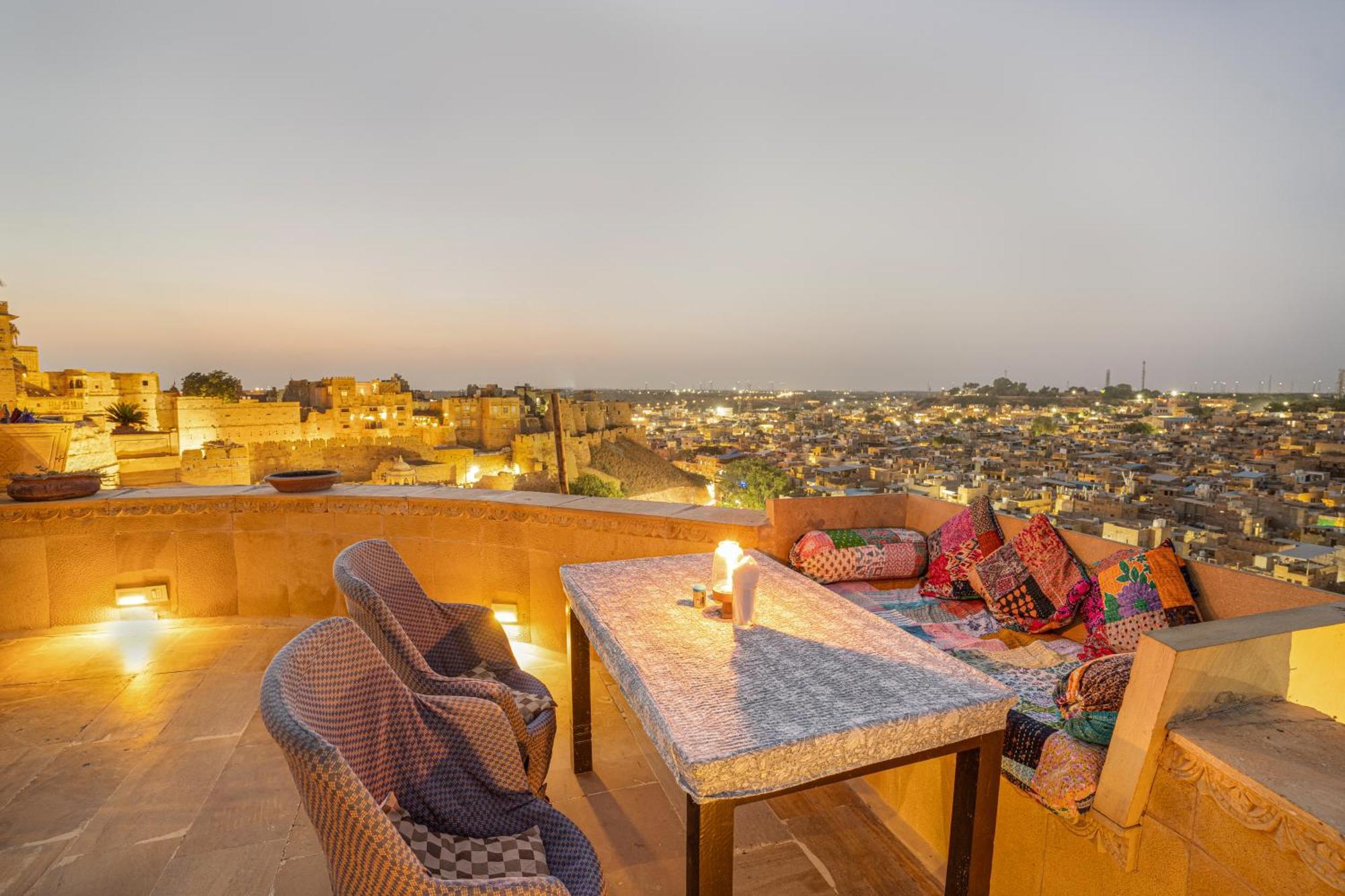 Hotel Garh Jaisal Haveli Dzsaiszalmer Kültér fotó