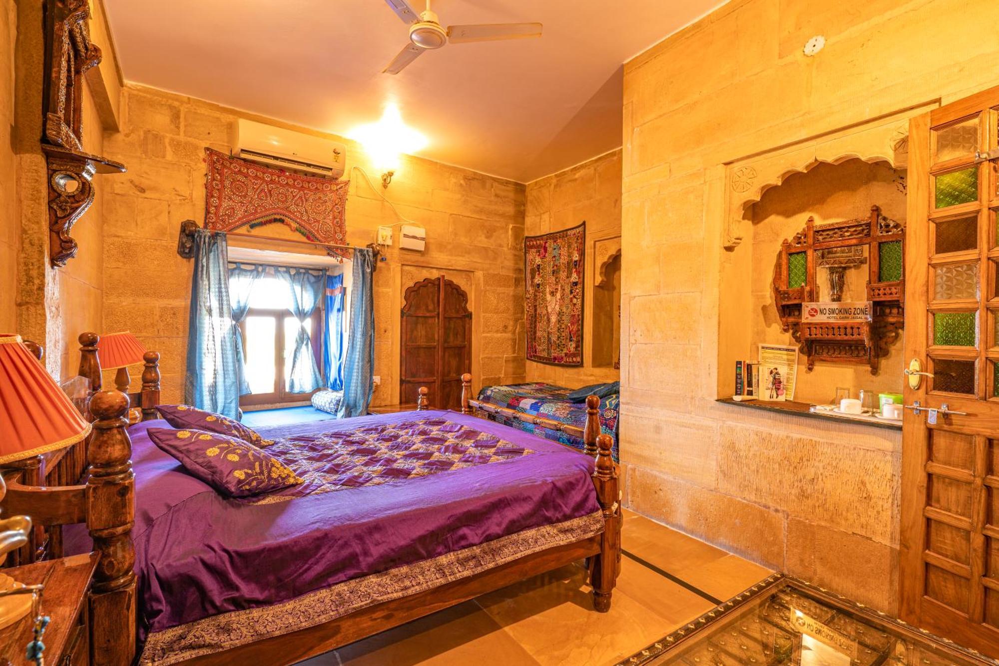 Hotel Garh Jaisal Haveli Dzsaiszalmer Kültér fotó